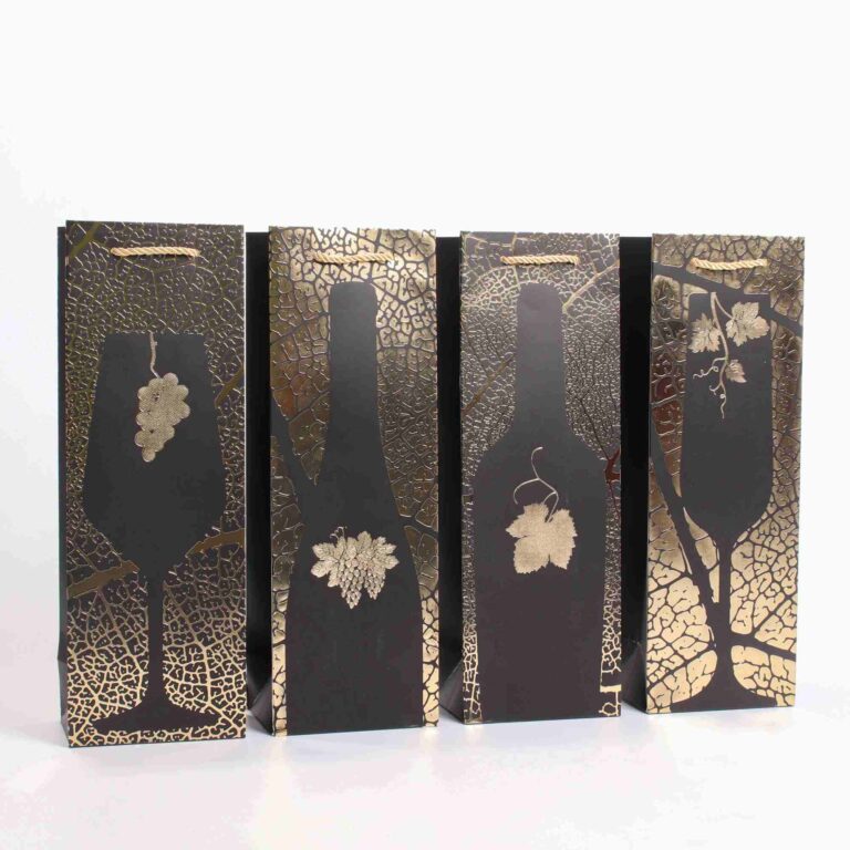 Custom Wholesale White Cardstock Handles Foil Stamping UV Printing Wine packaging paper bag for Wine Bottle